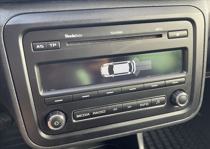Škoda Fabia 1,2 tsi 63kW Family servisován - fotka 14 z 21
