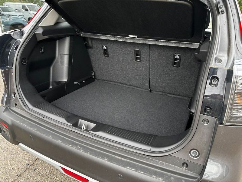 Suzuki S-Cross 4x4 automat Premium - fotka 12 z 12