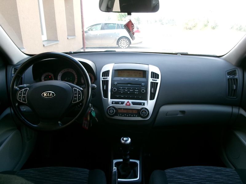 Kia Ceed (2007) 1,6 CVVT AC VÝHŘEV rozvody - fotka 14 z 27