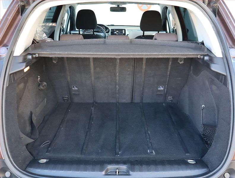 Peugeot 2008 (2014) 1.6 VTi, Tempomat - fotka 13 z 16