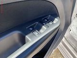 Volkswagen Touran (2010) 1.6i, Freestyle, navi - náhled 13