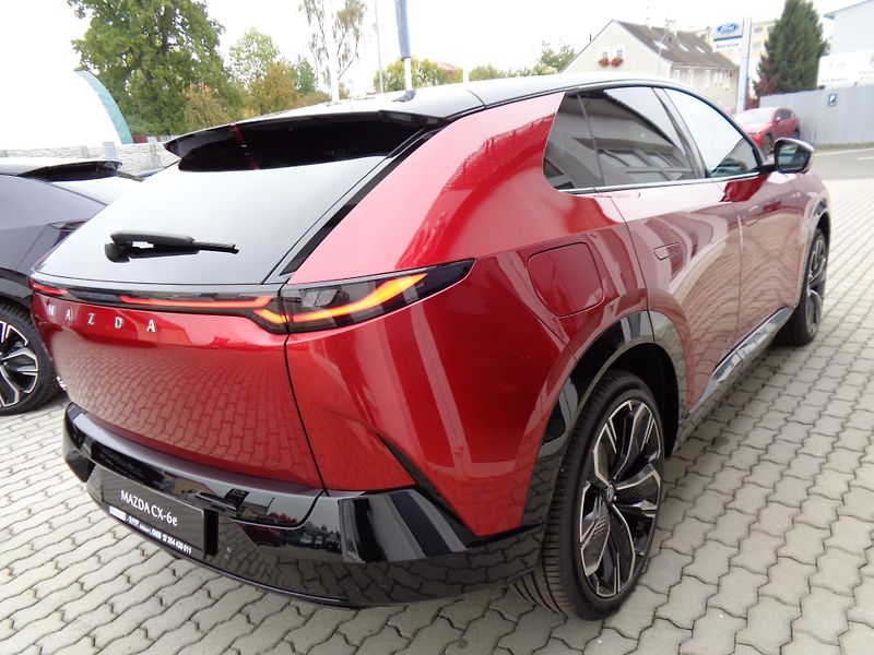 Mazda CX-6e (2026) 258 PS, AT, 4x4, Takumi - fotka 6 z 38
