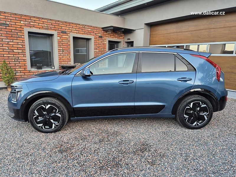 Kia e-Niro (2023) EV 150KW Inspiration Kamera - fotka 8 z 55