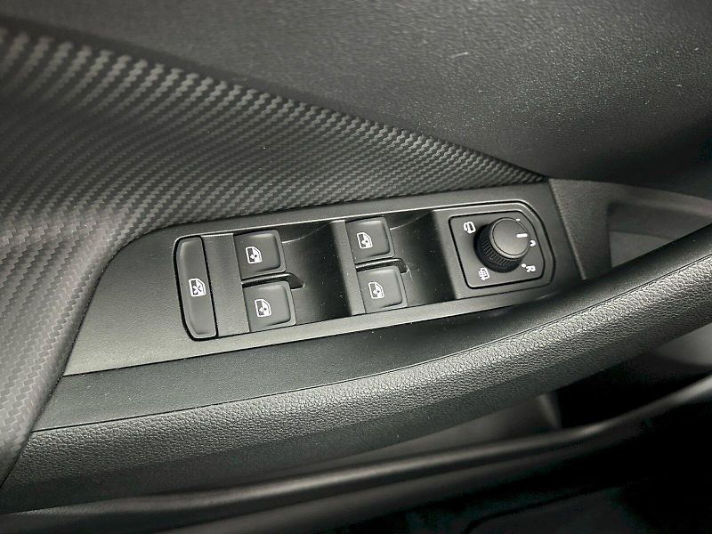 Škoda Kamiq (2025) DSG 1.0TSI 85kW Monte Carlo - fotka 26 z 32