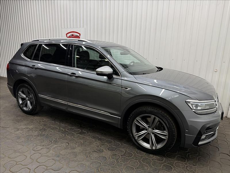Volkswagen Tiguan Allspace 2.0TDI 140kW 4M R-LINE NEZ-TOP - fotka 11 z 49