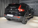 Volvo XC40 (2026) 2,0 B4  Plus Black Edition - náhled 4