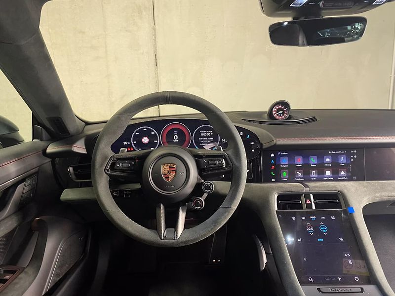 Porsche Taycan GTS PASM 360 HD-Matrix Pano - fotka 14 z 22