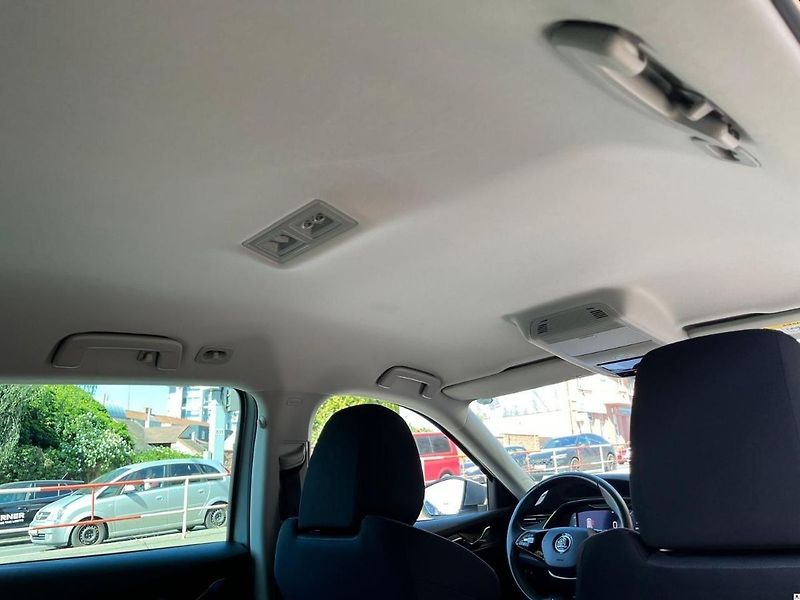 Škoda Octavia 2.0TDI-85KW/2022/1M,WEBASTO-ZÁ - fotka 25 z 48