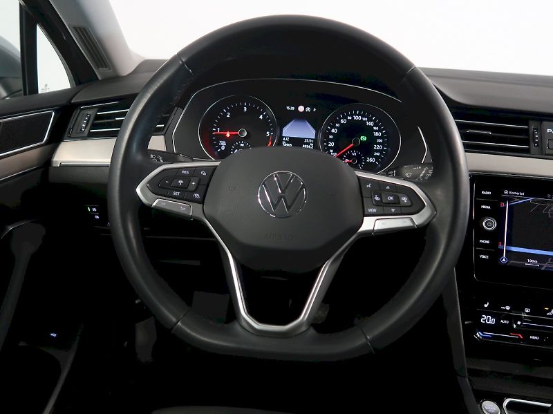 Volkswagen Passat (2022) ELEGANCE 2.0TDI EVO DSG - fotka 17 z 38