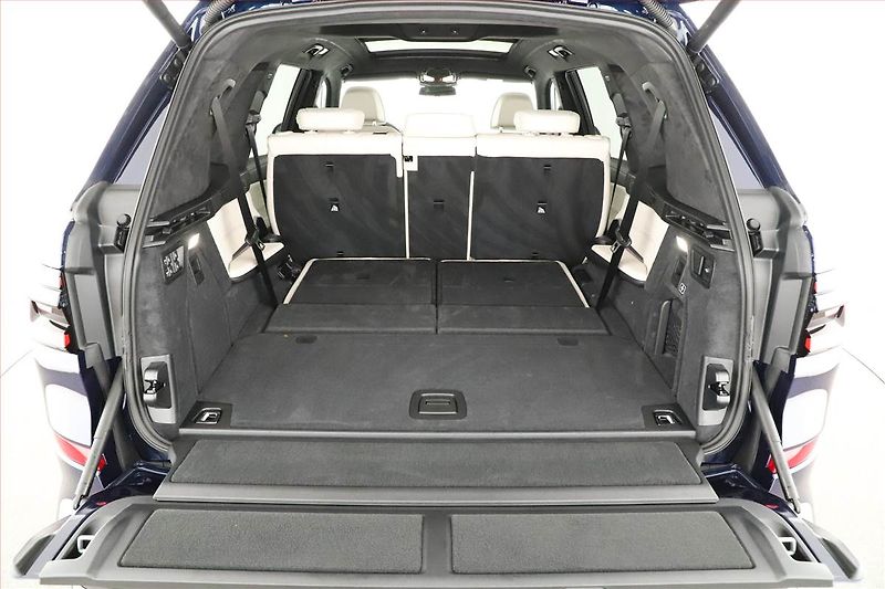 BMW X7 (2025) xDrive40d - fotka 26 z 29