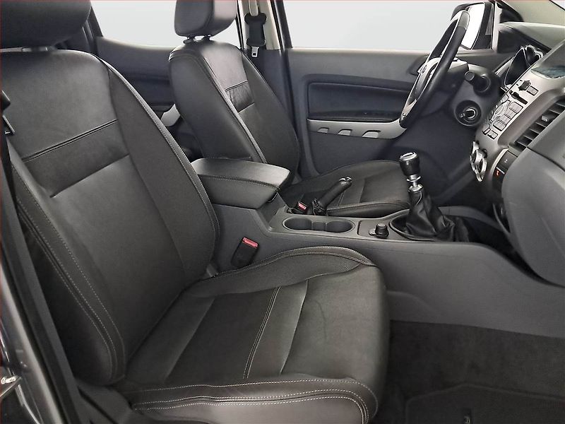 Ford Ranger (2015) 3.2 TDCi, 4X4, Serv.kniha - fotka 9 z 16