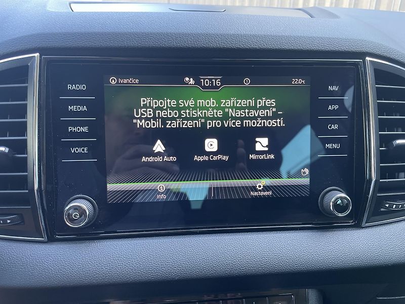 Škoda Karoq (2020) 1.5 TSI 110 kW DSG STYLE - fotka 19 z 38