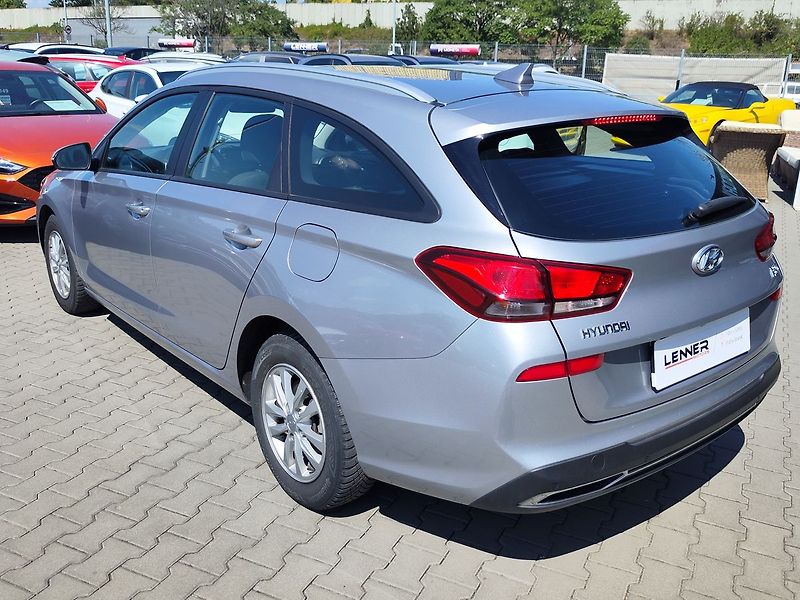 Hyundai i30 1.0 T-GDI/88kW Comfort - fotka 7 z 26