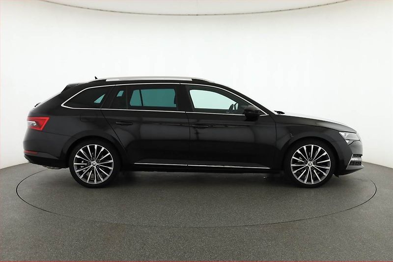 Škoda Superb (2019) Laurin&Klement 2.0 TSI - fotka 6 z 21