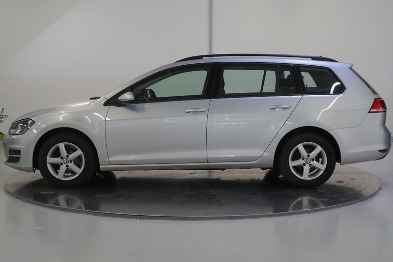 Volkswagen Golf - fotka 3 z 29