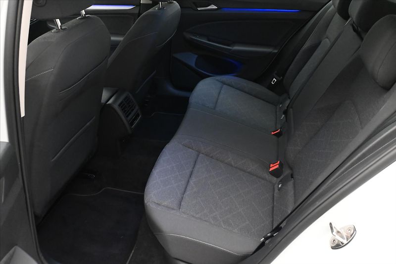 Volkswagen Golf 2,0 TDI 110 kW DSG Life Záruka - fotka 14 z 31