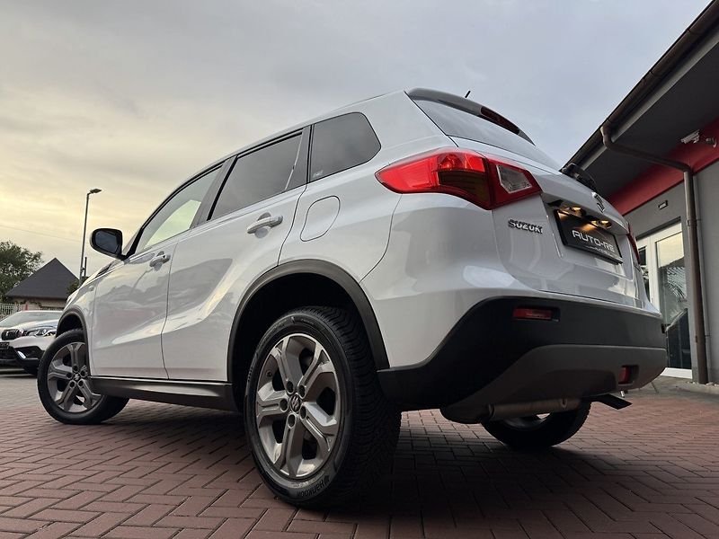 Suzuki Vitara (2017) 1.6iVVT Navi Digi Klima Kamera - fotka 49 z 50