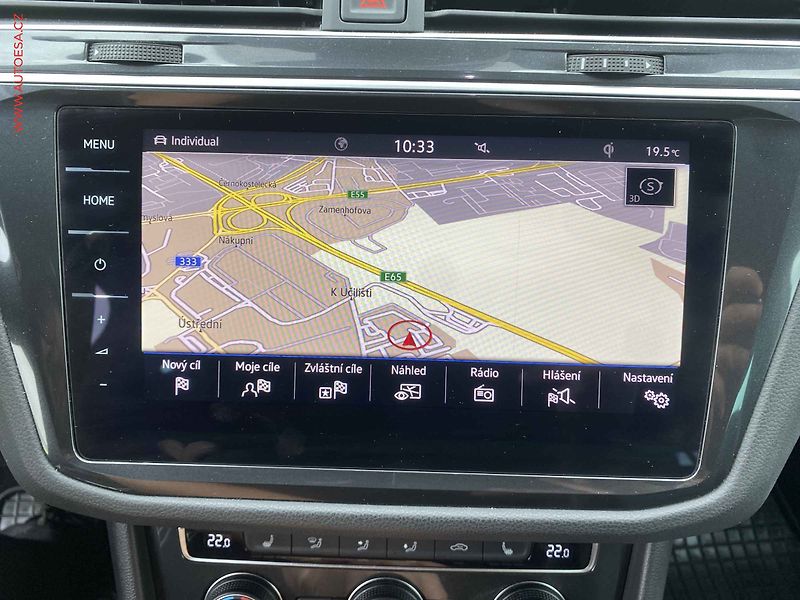 Volkswagen Tiguan (2017) 2.0TDI 4x4, 1.maj,ČR, R-Line - fotka 18 z 20