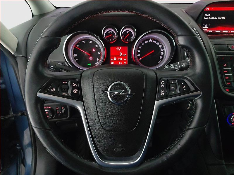 Opel Zafira (2015) 1.6 CDTI, 7 míst, Navi - fotka 17 z 21