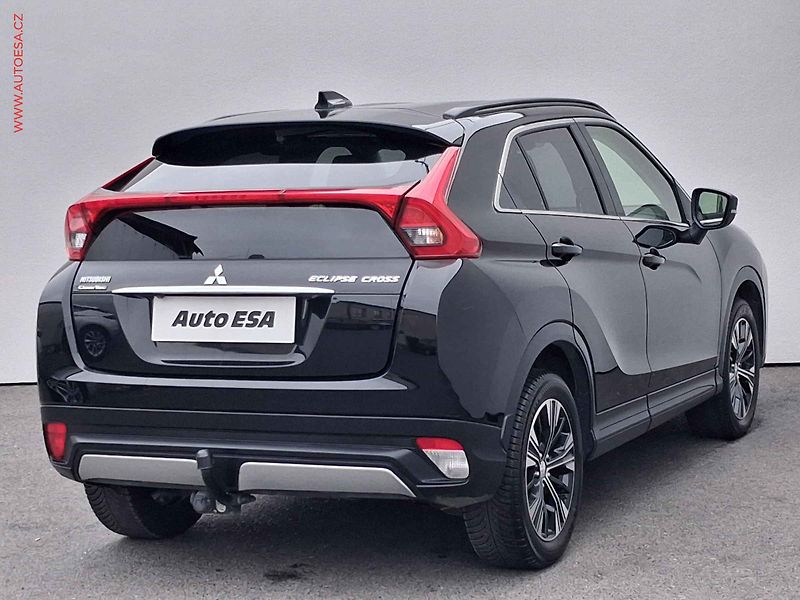 Mitsubishi Eclipse Cross (2019) 1.5T-MiVEC, TZ, kamera - fotka 4 z 15