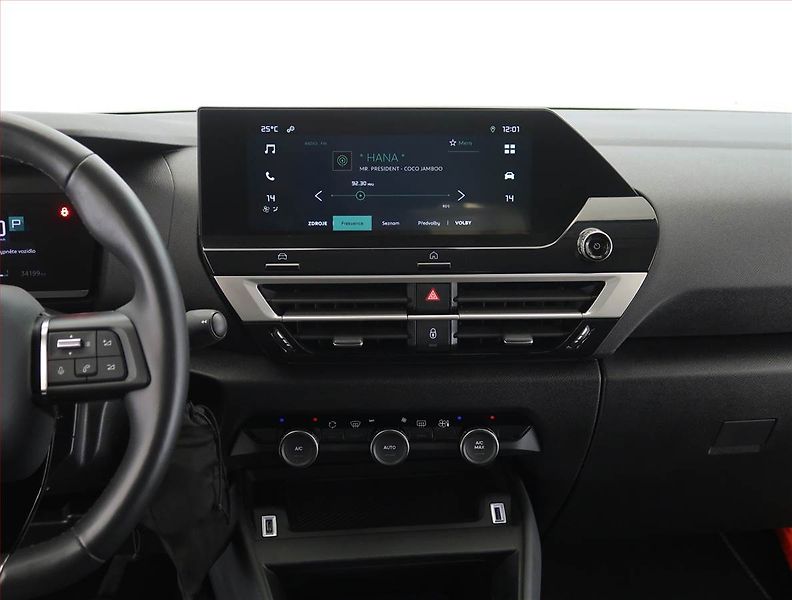 Citroën ë-C4 (2022) Feel 50 kWh, SoH 94% - fotka 12 z 25