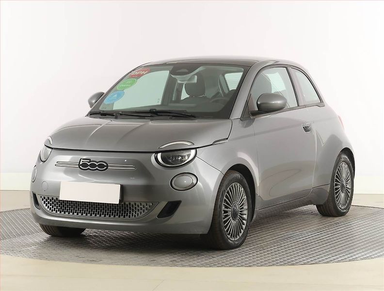 Fiat 500e (2022) 42 kWh, SoH 100%, Automat - fotka 2 z 25