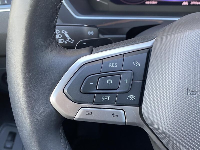 Volkswagen Tiguan Allspace 2,0 TDI 110 kW Elegance DSG - fotka 14 z 29