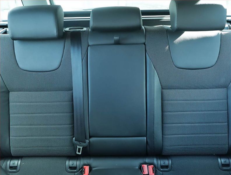 Škoda Octavia (2013) Elegance 1.4 TSI, Kůže, Navi - fotka 10 z 17
