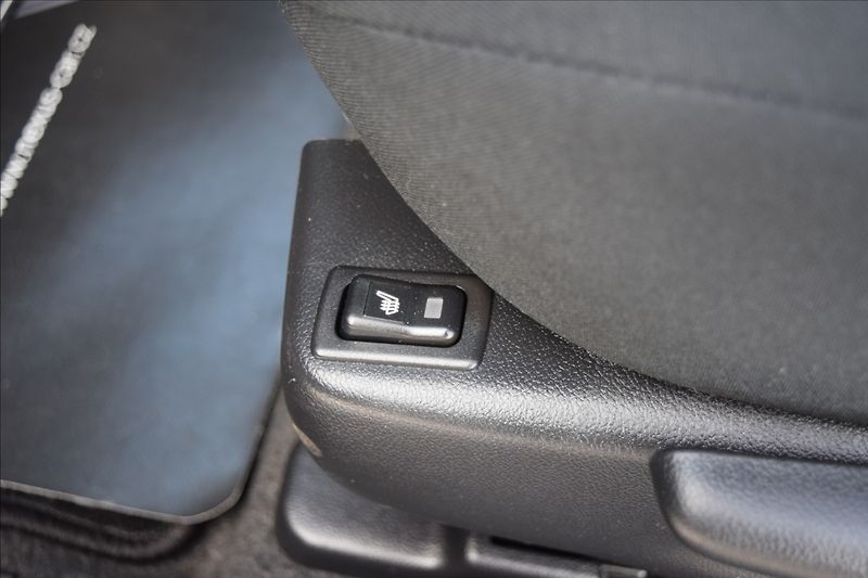 Mazda 2 1,5 MZR 76KW ALU KLIMA - fotka 22 z 38