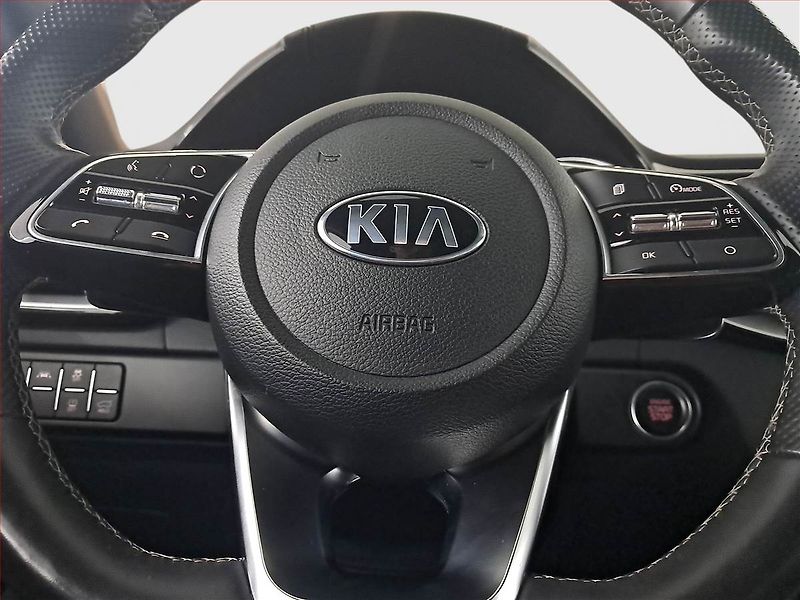 Kia Ceed (2021) GT Line 1.6 CRDi MHEV, Automat - fotka 15 z 16
