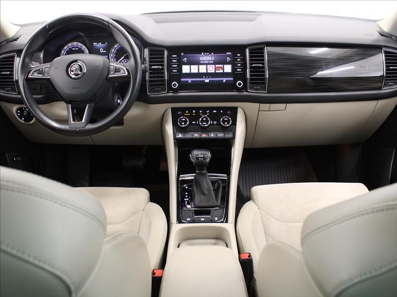 Škoda Kodiaq 2,0 TDI 140kW DSG 4x4 Style DP - fotka 8 z 29