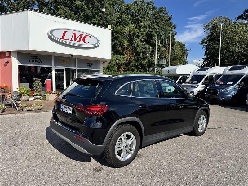 Mercedes-Benz GLA 1,3   200 - fotka 3 z 13