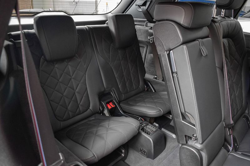 BMW X5 30d xD ///M*ZÁRUKA 9/27*7míst* - fotka 19 z 74