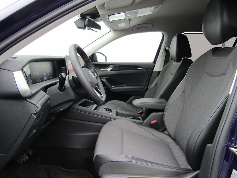 Volkswagen Tayron (2025) People 1,5 TSI 150 KW - fotka 18 z 30