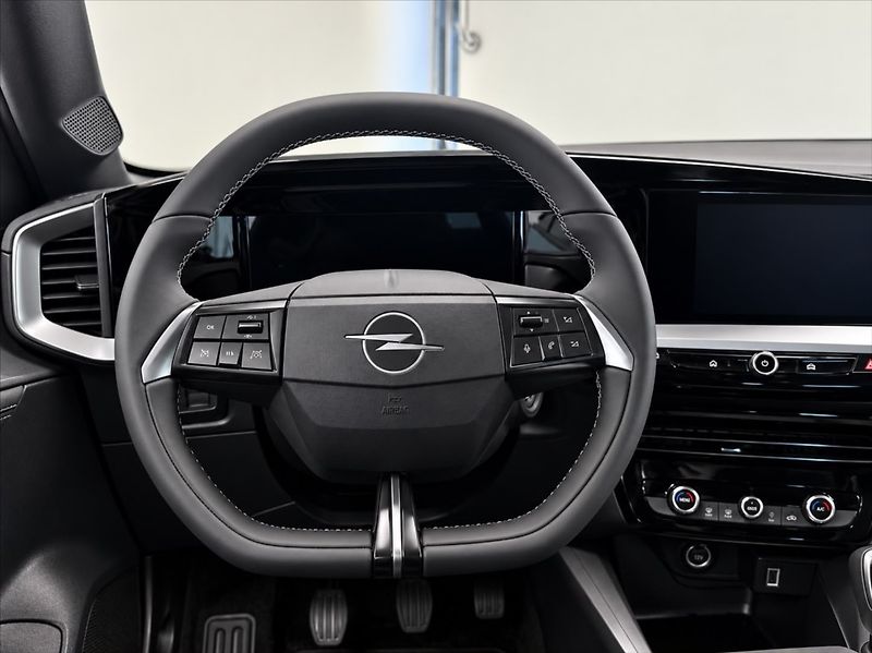 Opel Mokka 1,2 TURBO 100 KW GS - fotka 11 z 14