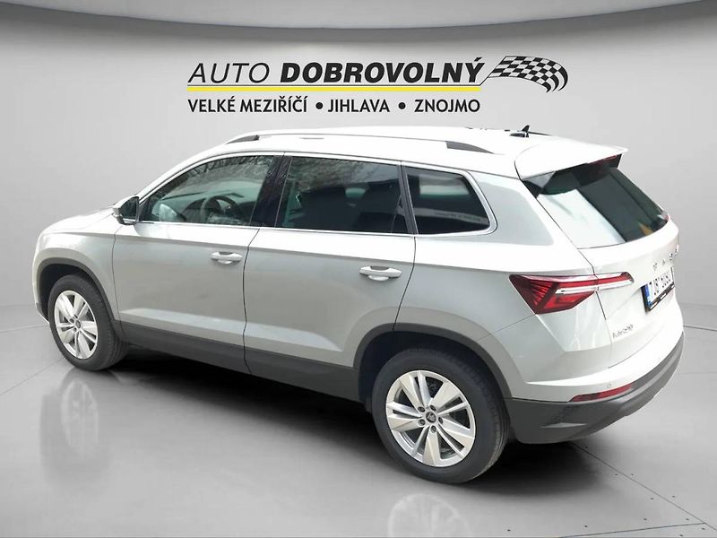 Škoda Karoq Top Selection 1,5 TSI/110 kW D - fotka 10 z 18