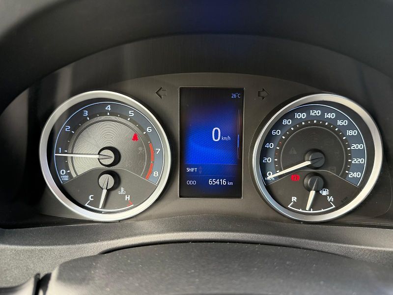 Toyota Corolla 1.6 VVT-i Active LED TREND+ - fotka 16 z 28