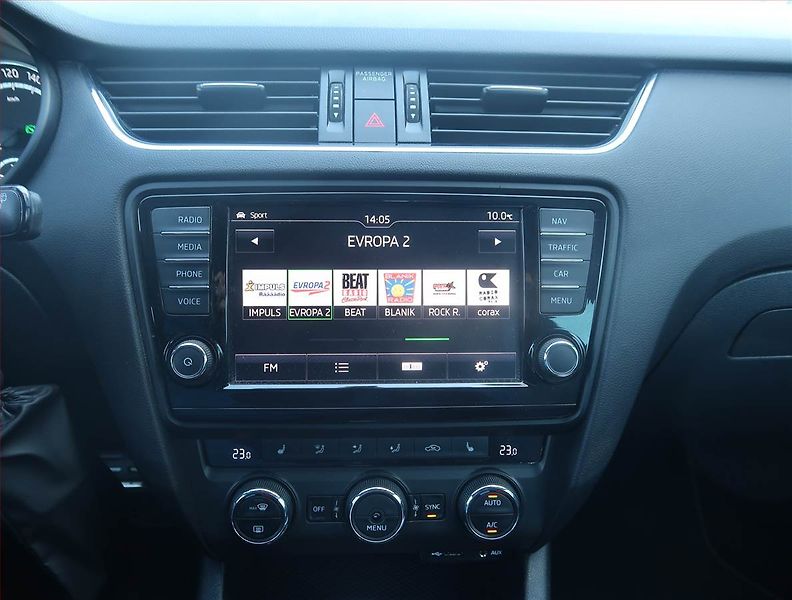 Škoda Octavia (2015) RS 2.0 TDI, Automat, Kůže - fotka 12 z 16