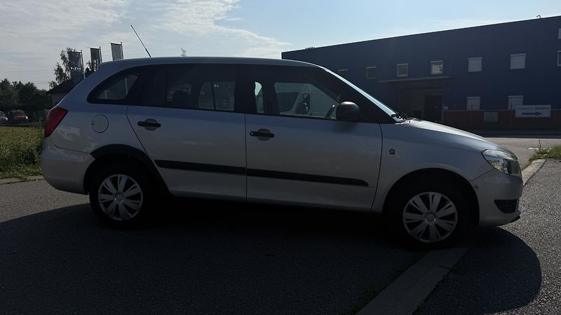 Škoda Fabia (2011) 1.6TDI 66KW KLIMA - fotka 5 z 18