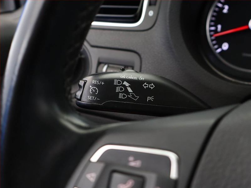 Volkswagen Polo (2013) Highline 1.2 TSI, Serv.kniha - fotka 15 z 15