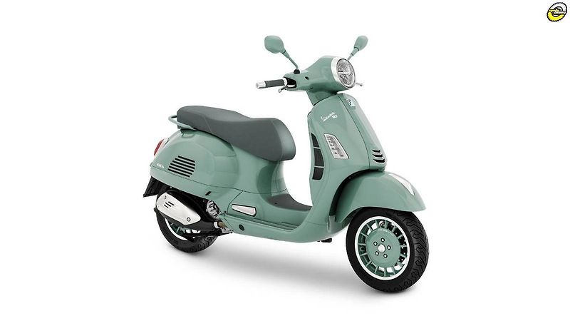 Vespa (2026) GTS 310 80th - fotka 1 z 10