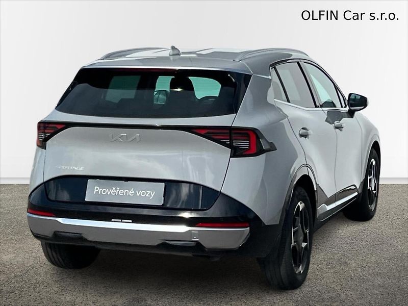 Kia Sportage 1,6 T-GDi 110kW 4x2 TOP - fotka 2 z 28