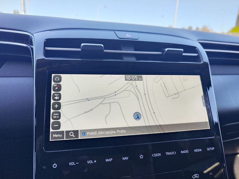 Hyundai Tucson 1.6 CRDI/100kW Smart Navi DCT - fotka 18 z 34