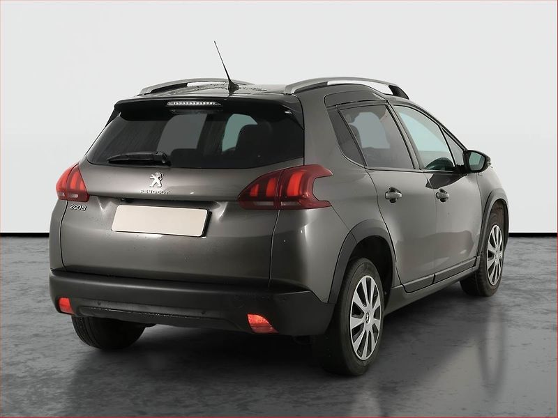 Peugeot 2008 (2019) Active 1.2 PureTech, Tempomat - fotka 5 z 16