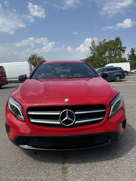 Mercedes-Benz GLA (2015)  220d 7G-DCT 4MATIC AMG Styl - fotka 2 z 23
