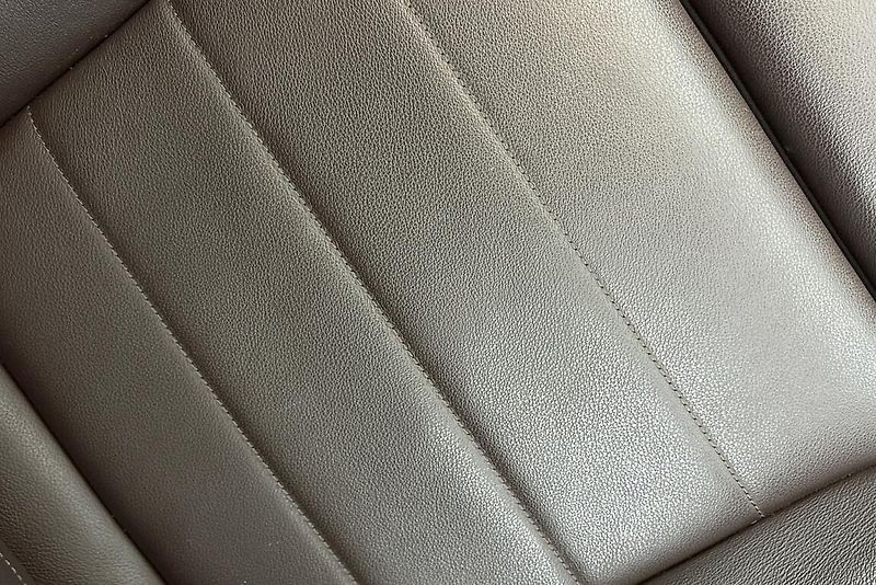 BMW Řada 2 řady 2 | 223d xDrive - fotka 14 z 23