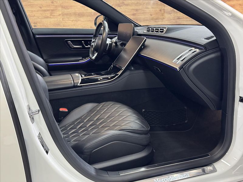 Mercedes-Benz Třídy S 350d AMG 4MATIC MASÁŽE - fotka 22 z 25