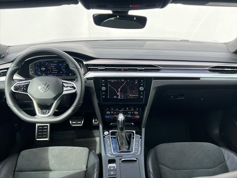 Volkswagen Arteon 2,0 TDi 110kW 7DSG R-line - fotka 5 z 29