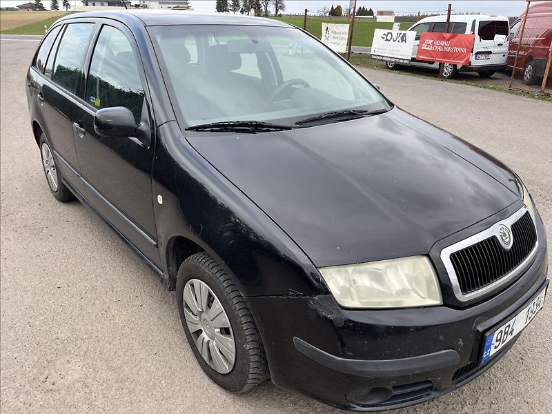 Škoda Fabia 1,4 TDi KLIMA STK 8/2026 - fotka 3 z 25