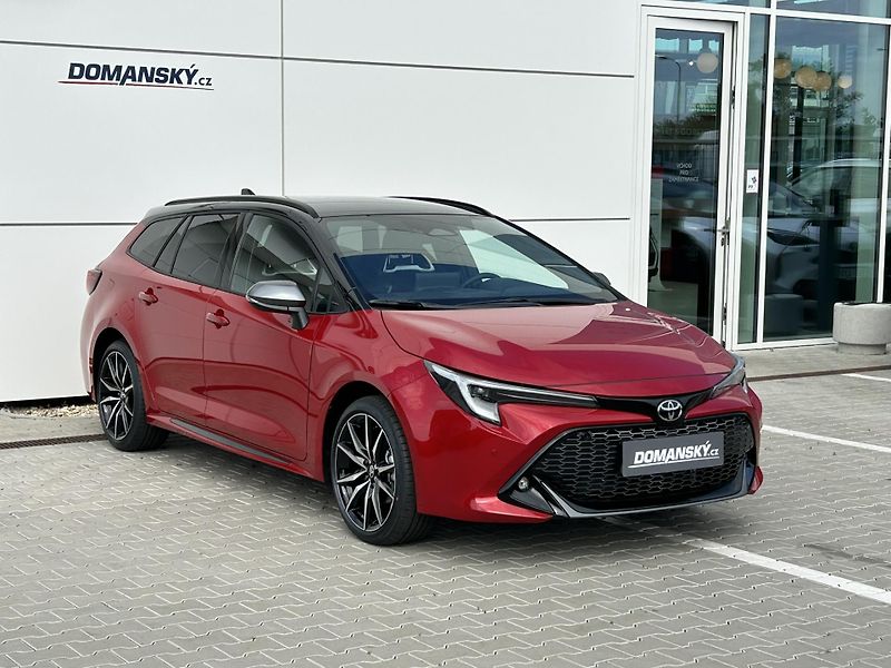 Toyota Corolla (2026) TS 1.8 HEV GR SPORT  - fotka 2 z 14